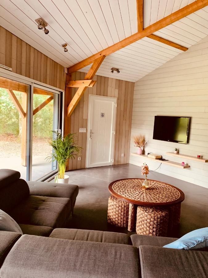 L Estanguet Maison Octogonale En Foret Rion-Des-Landes 외부 사진